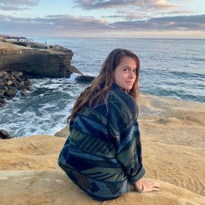 Meet your Posher, Aany